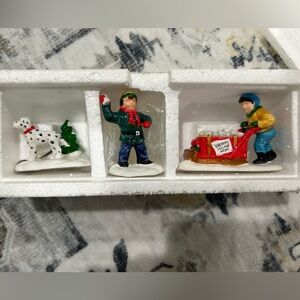 ✨•Department 56 Christmas Village Early Morning Delivery decoration•✨